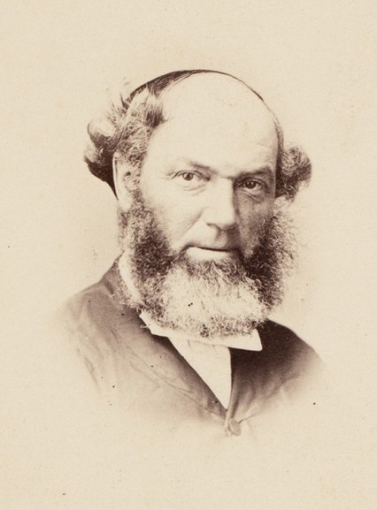 Old portrait photo of Rev. John Warren.